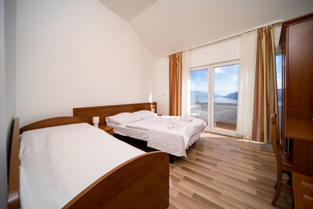 Deluxe Doppelzimmer mit Balkon und Meerblick